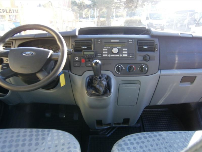 Ford Transit 2,2 TDCI  L3H2  9 MÍST - fotka 14 z 18