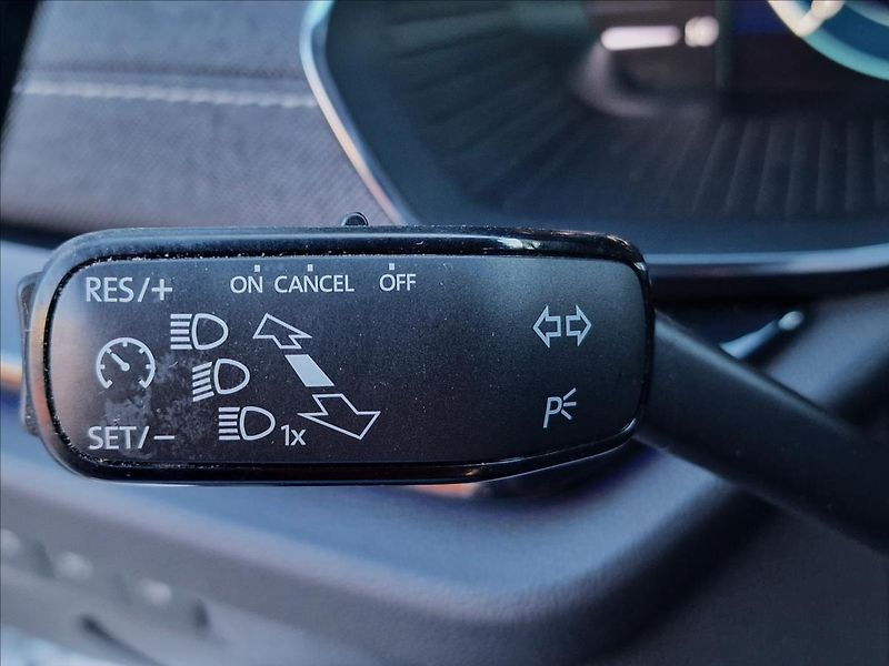 Škoda Octavia 2.0TDI Style, původ ČR,1.Maj. - fotka 23 z 50