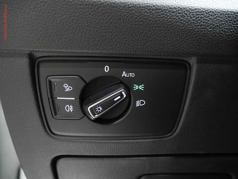 Volkswagen Arteon (2020) 2.0 TDi, 2.maj,ČR, Elegance - fotka 19 z 20