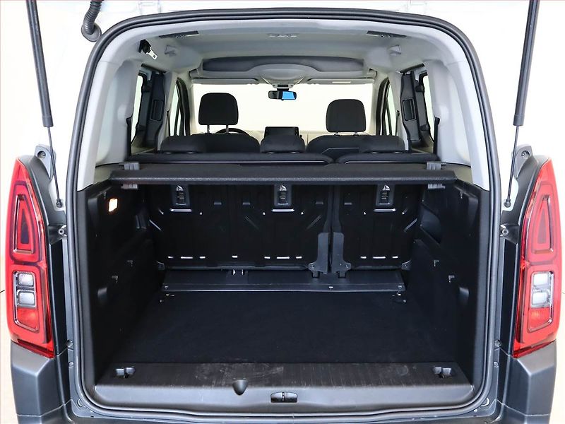 Citroën Berlingo (2022) Feel 1.5 BlueHDi, 5Míst, ČR - fotka 11 z 15