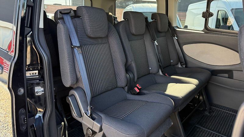 Ford Tourneo Custom (2017) 2.0TDCi 125kW*A/T*8míst*Tažne* - fotka 19 z 23