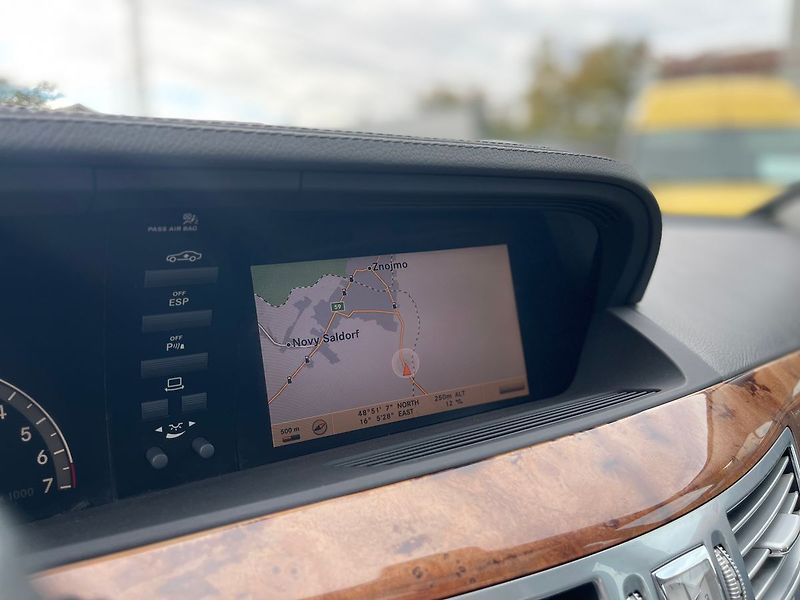 Mercedes-Benz Třídy S 350 3,5i V6*200kW*ZADÁNO* - fotka 28 z 35