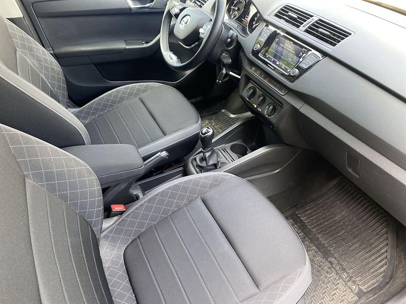 Škoda Fabia (2022) Combi 1.0 TSI Ambition + - fotka 10 z 27