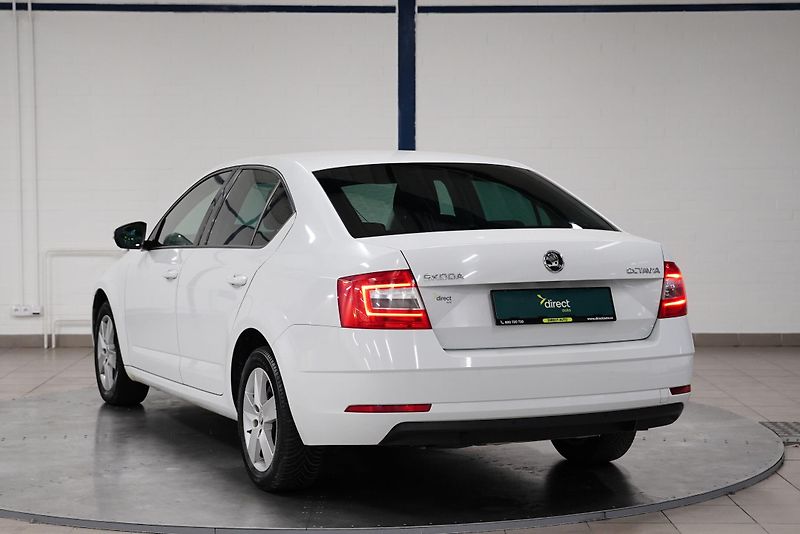 Škoda Octavia - fotka 2 z 6