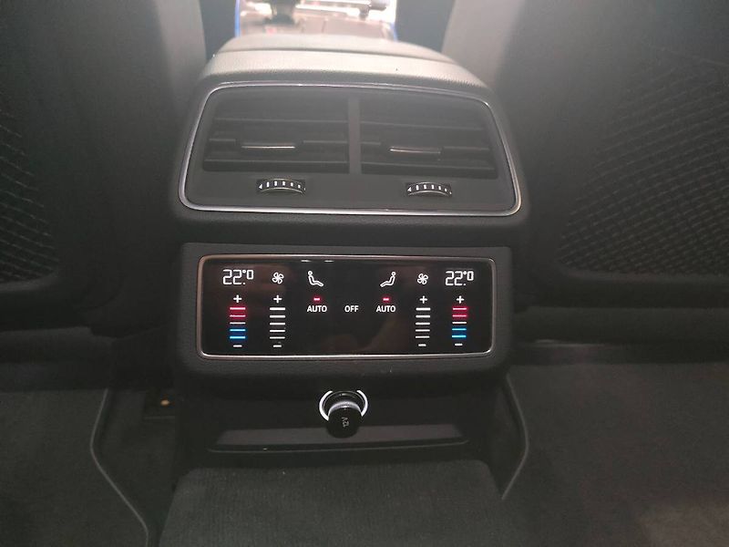 Audi A6 Allroad (2019) 55 TFSI quattro (250kW/340k) T - fotka 22 z 29