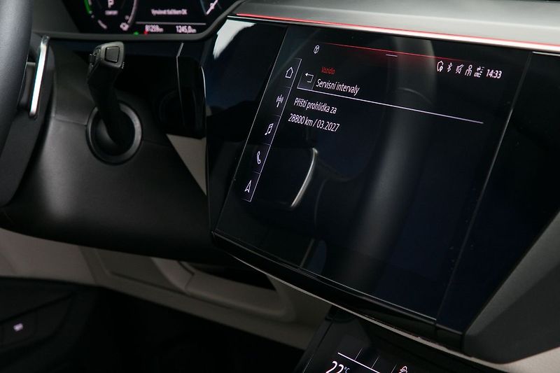 Audi e-tron 55 300kW Ventilace Matrix 360 - fotka 44 z 48