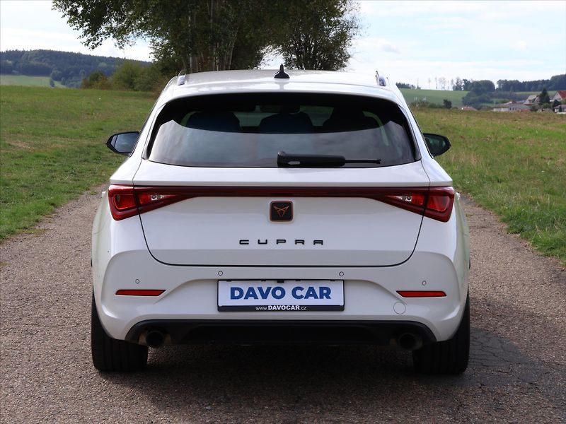 Cupra Leon ST 2,0 TSI DSG DPH - fotka 6 z 31