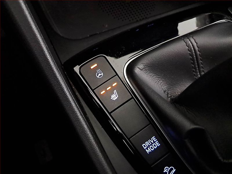 Hyundai Tucson (2021) 1.6 T-GDI - fotka 16 z 20