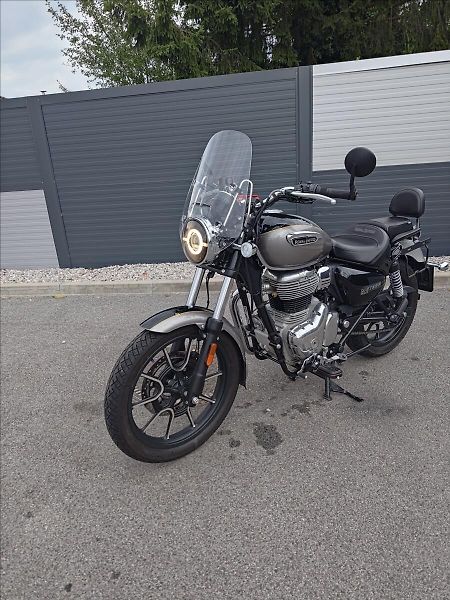Royal Enfield Meteor 350 LED - fotka 10 z 23