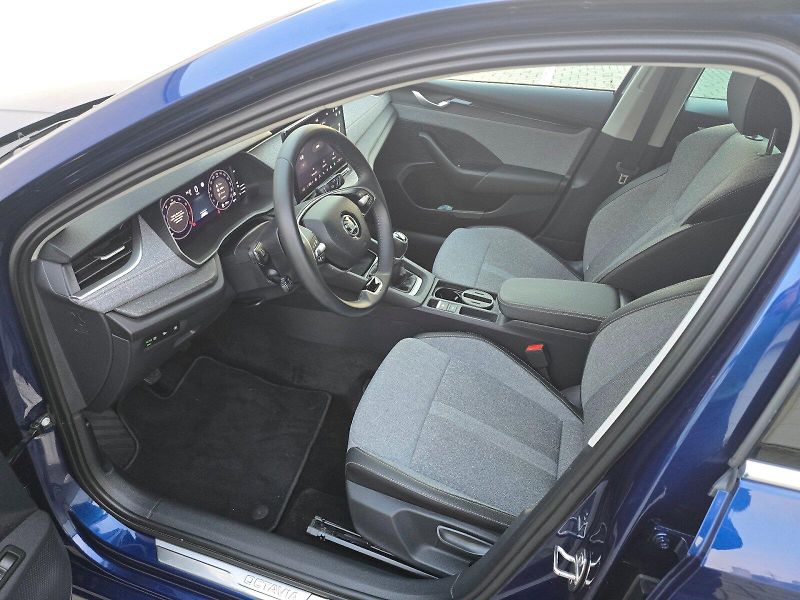 Škoda Octavia (2024) 1,5TSI 110KW Top Selection - fotka 24 z 36