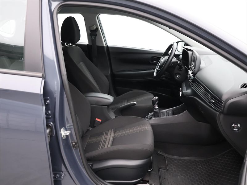 Hyundai i20 1,0 T-GDI 73kW Comfort Club CZ - fotka 12 z 32