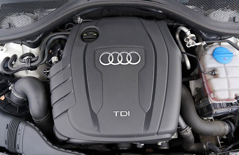 Audi A6 2.0 TDI/kůže/180PS/19 Al.kola - fotka 10 z 39