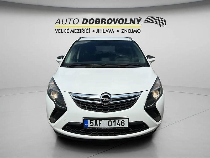 Opel Zafira Tourer 1.4 Turbo MT6 (103kW)/0 - fotka 2 z 41