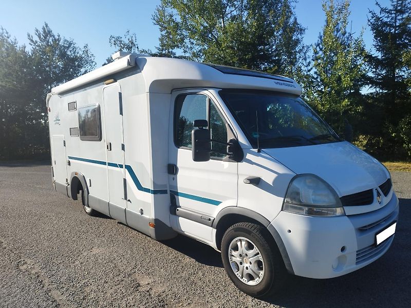 Renault WEINSBERG 2.5Dci zadní postel - fotka 2 z 24