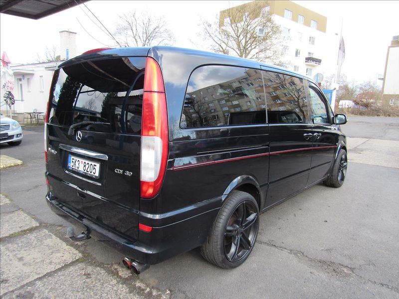 Mercedes-Benz Viano 3,0 CDi V6 150kW - fotka 6 z 30