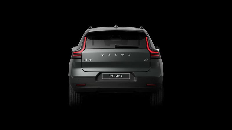 Volvo XC40 (2026) PLUS DARK, B4 FWD, 145+10 kW / - fotka 6 z 10