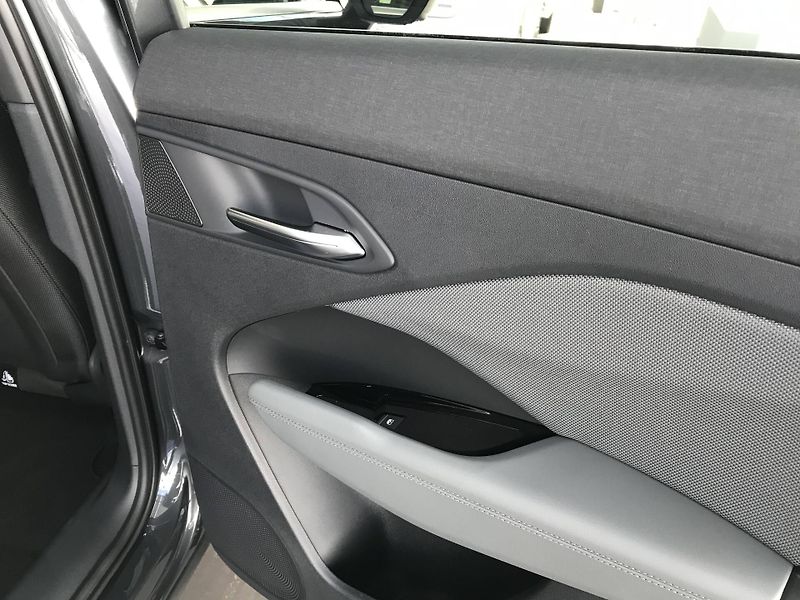 Audi Q3 quattro ST7 2,0TFSI - fotka 10 z 21