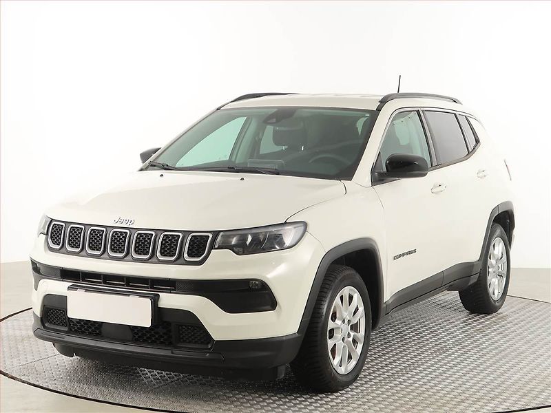 Jeep Compass (2022) 1.3 T-GDI, Serv.kniha - fotka 2 z 18
