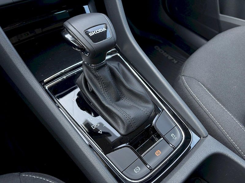 Škoda Karoq (2025) DSG 1.5 TSI / 110kW / SELECTIO - fotka 21 z 32
