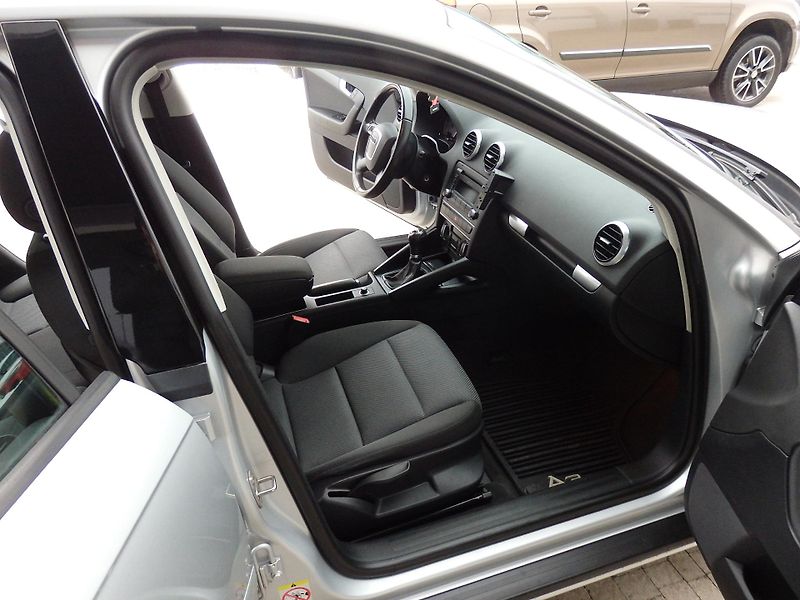 Audi A3 SPORTBACK 1.4 TFSI 6x AIRBAG - fotka 10 z 15