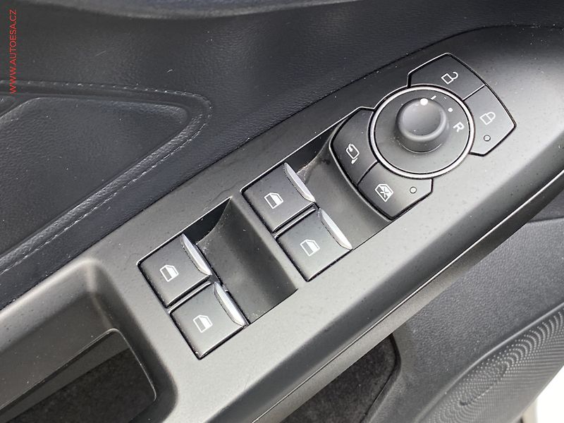 Ford Focus (2022) 1.5 TDCi, Trend Plus, LED - fotka 11 z 17