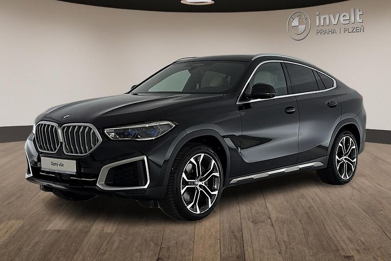 BMW X6 xDrive40d - fotka 1 z 29
