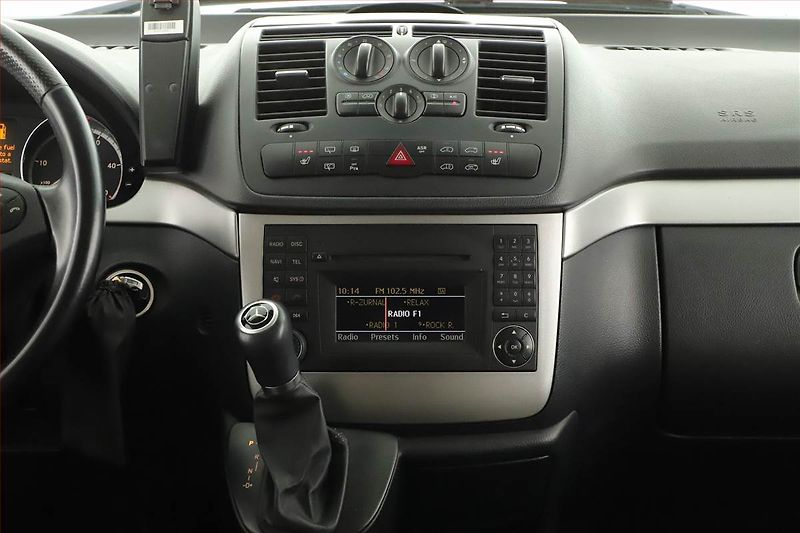 Mercedes-Benz Viano (2010) Trend 3.0 CDI, 1Maj - fotka 9 z 16