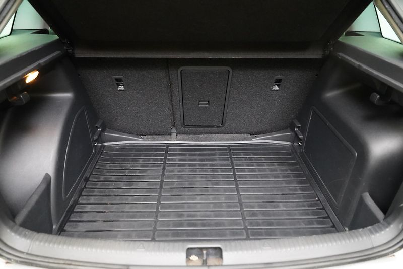 Škoda Rapid - fotka 35 z 35