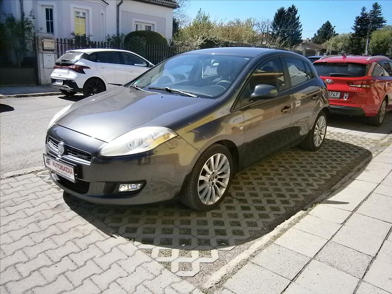 Fiat Bravo 1,9 JTD KLIMA - fotka 3 z 14