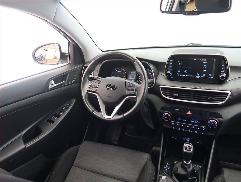 Hyundai Tucson (2019) 1.6 T-GDI, Serv.kniha, Navi - fotka 7 z 21