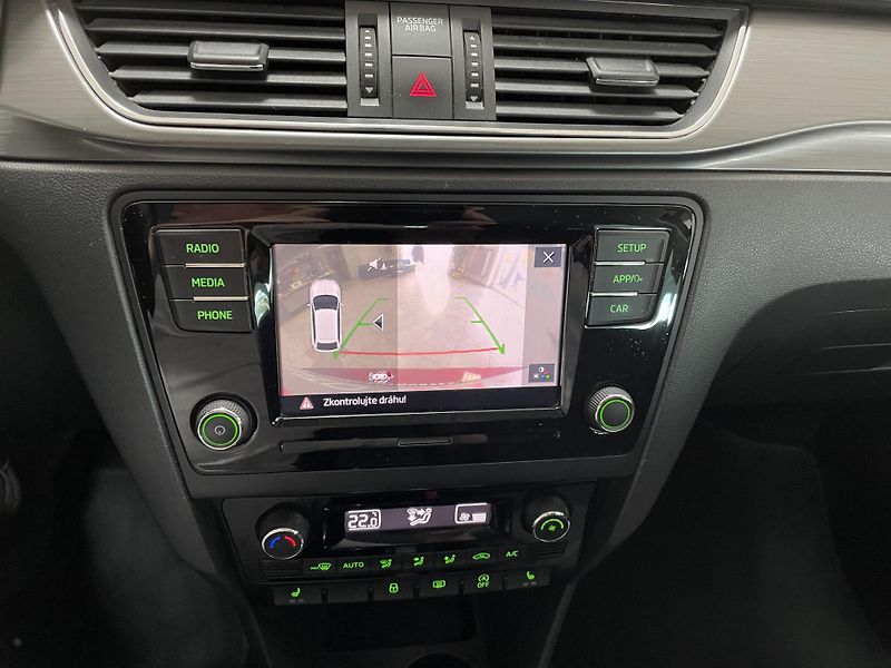 Škoda Rapid 1.0 TSi Spaceback REZERVACE  - fotka 24 z 27