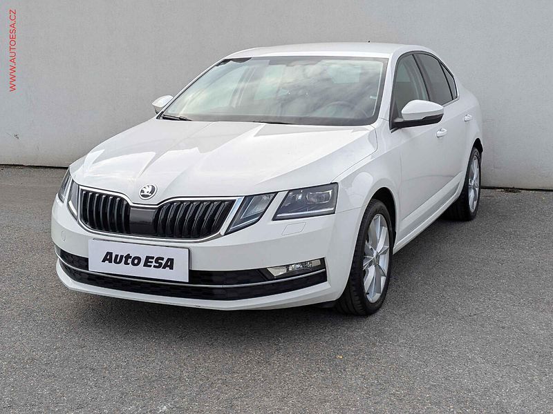 Škoda Octavia (2018) 2.0 TDi 4x4, ČR, Style, DSG - fotka 3 z 22