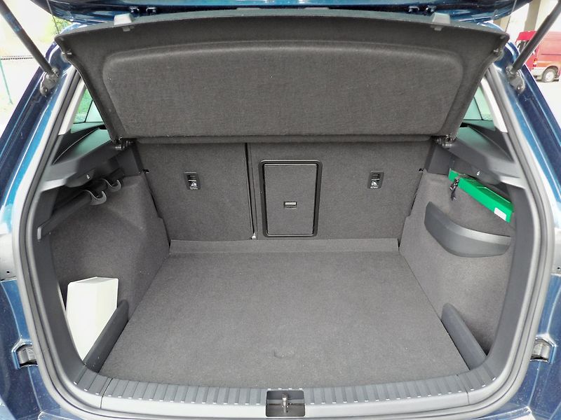 Škoda Karoq 2.0TDI 110kW DSG 4x4 Virtual - fotka 24 z 30