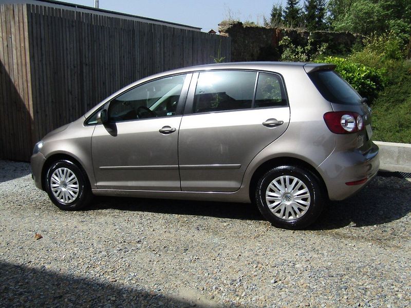 Volkswagen Golf Plus (2010) 1.4 16V 59kW - fotka 4 z 37