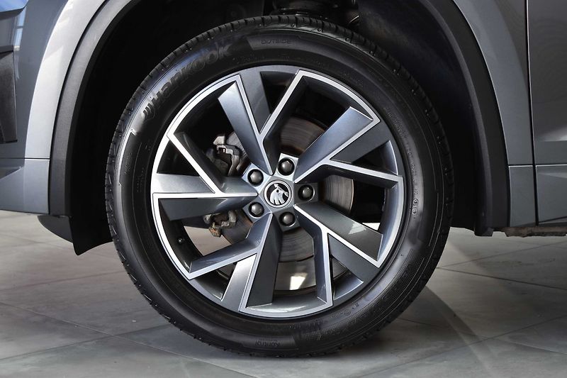 Škoda Kodiaq 1.5 TSI SPORTLINE*DPH*ČR 1.MAJ - fotka 39 z 45