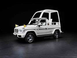 Nový papamobil Mercedes třídy G pro papeže Františka