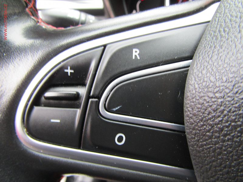 Renault Kadjar (2019) 1.3TCe, Black Edition, AT - fotka 13 z 20