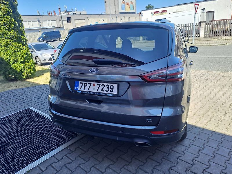 Ford S-MAX (2017) 2,0 TDCi 132 kW 4X4 AUTOMAT  - fotka 6 z 35