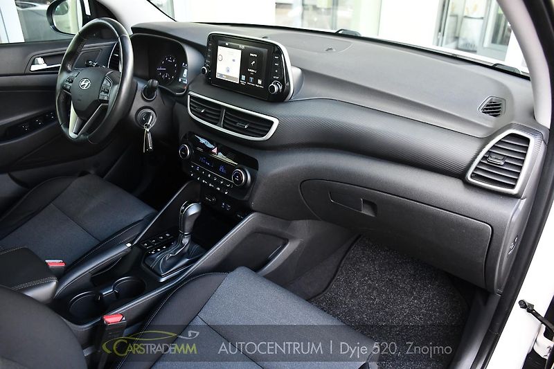 Hyundai Tucson 1,6 T-GDI 130kW 4x4 - fotka 16 z 53