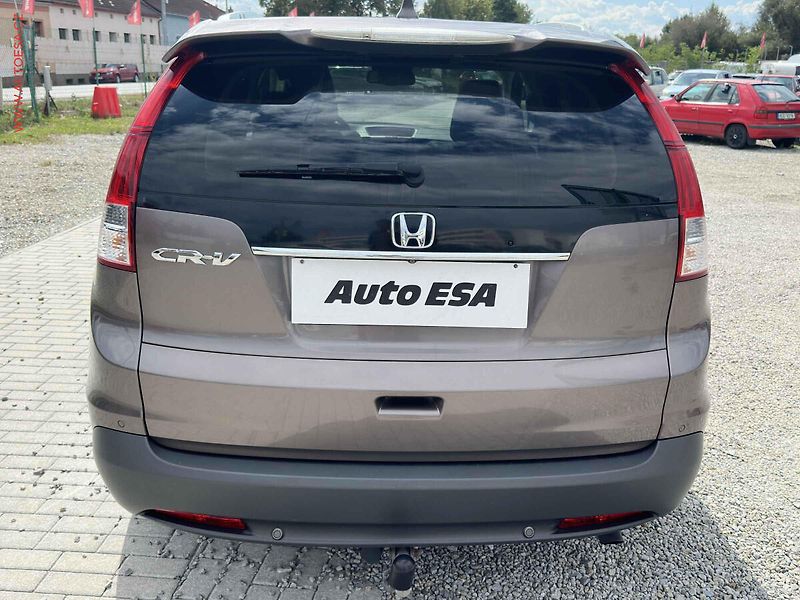 Honda CR-V (2014) 2.2 4x4, 2.maj,ČR, AT, STK7 - fotka 5 z 24
