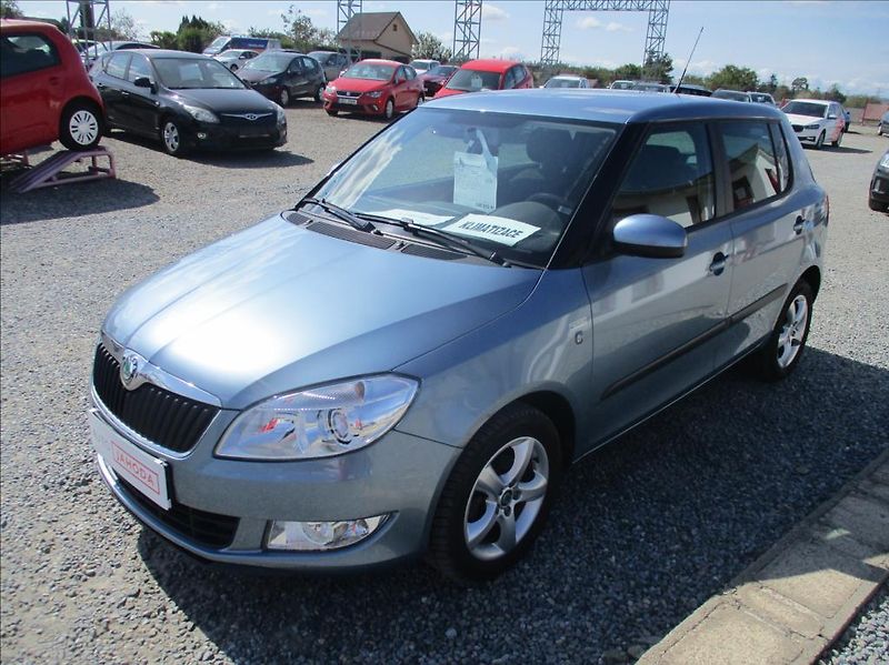 Škoda Fabia 1,2 TSI,aut.klima,56.000km - fotka 3 z 27