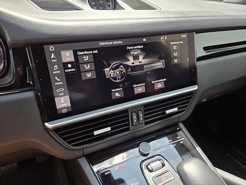Porsche Cayenne COUPE 250kW ČR 1maj TOPvýbava - fotka 35 z 50
