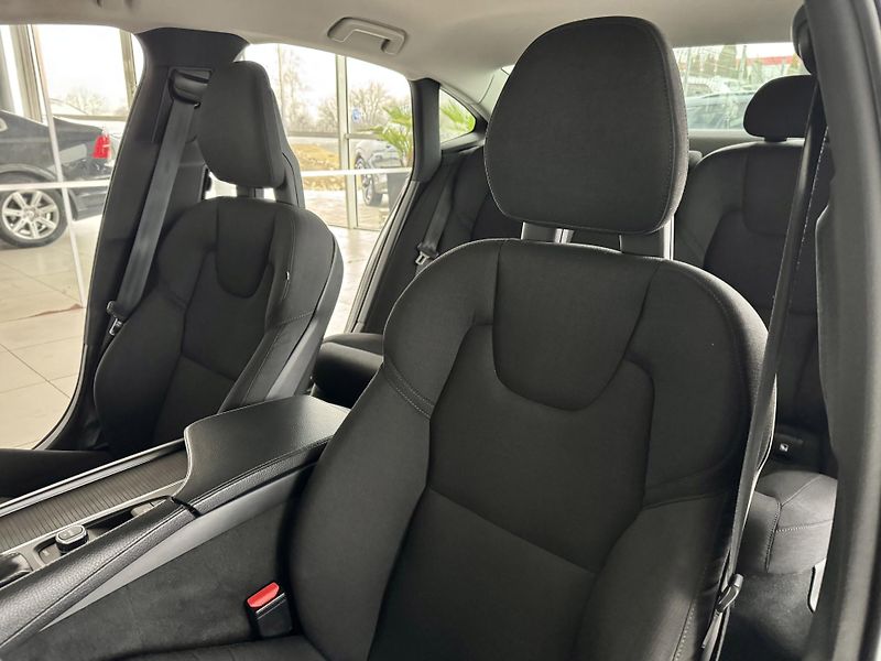 Volvo S90 D4 Aut*140kW*LED*Kamera*Tažné - fotka 15 z 33
