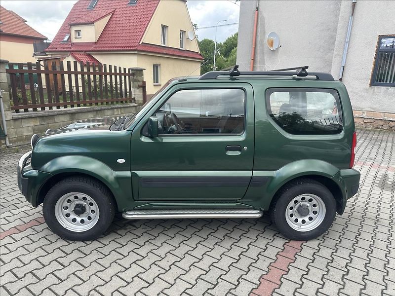 Suzuki Jimny 1,3 4x4 TAŽNÉ KLIMA BEZ KOROZE - fotka 9 z 20