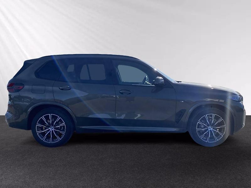 BMW X5 xDrive30d M-Sport HuD 360 Pano - fotka 3 z 14