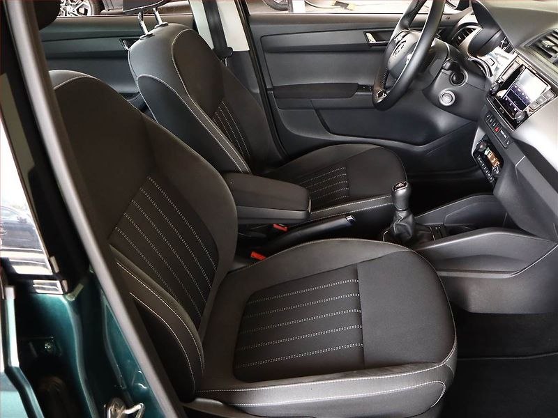 Škoda Fabia (2021) Style 1.0 TSI, Serv.kniha - fotka 7 z 18