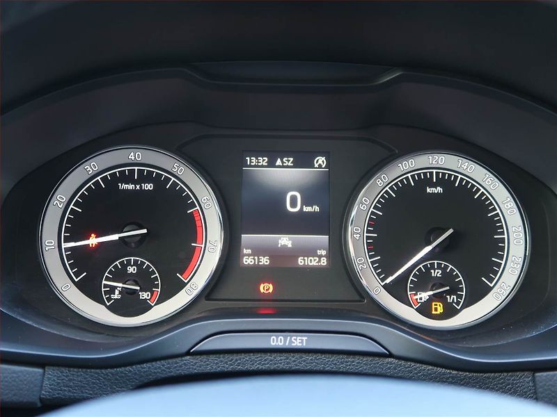 Škoda Karoq (2019) Style 1.5 TSI - fotka 11 z 22