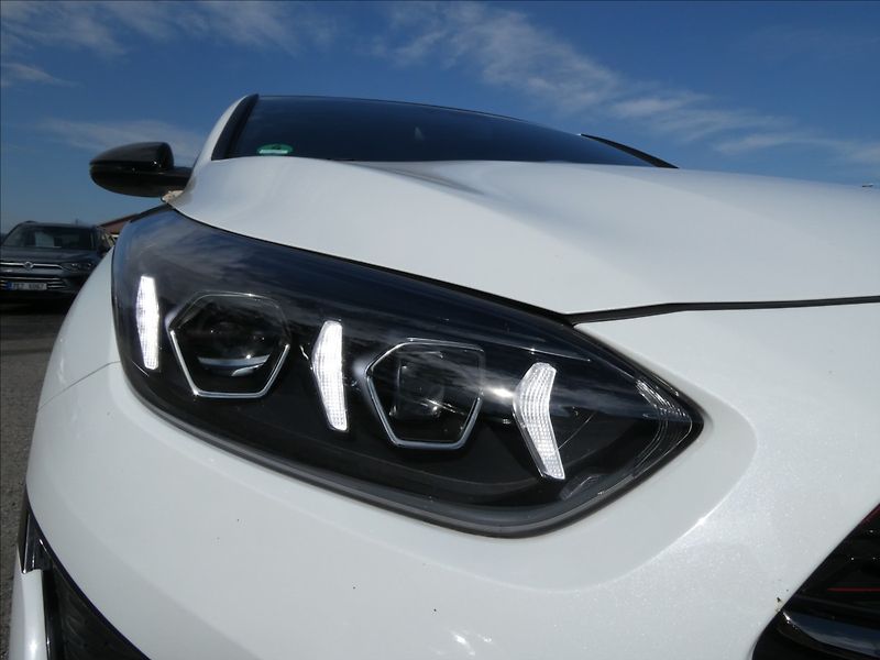 Kia ProCeed 1,6 T-GDI 150kW GT ZÁRUKA - fotka 5 z 50