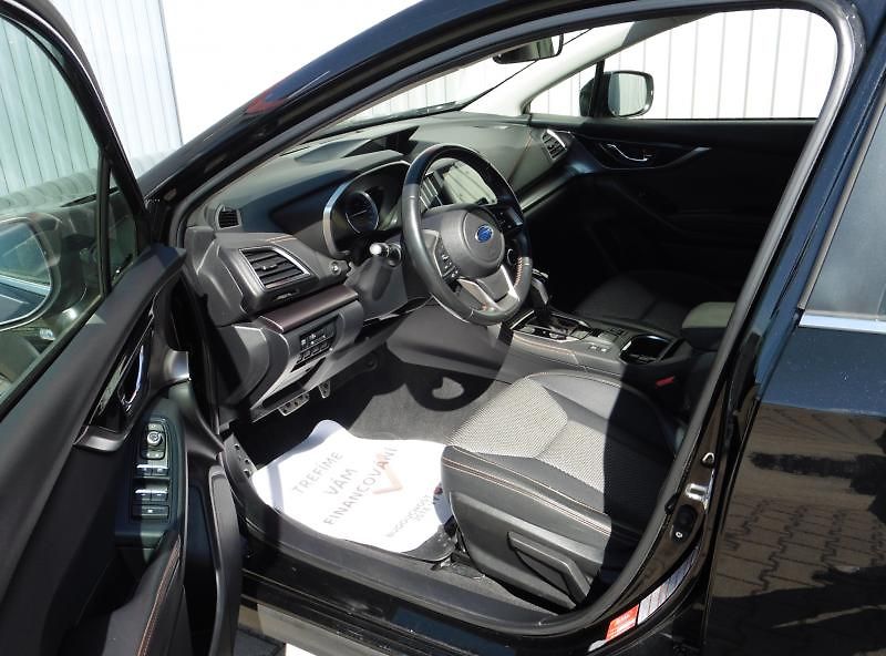 Subaru XV 2.0 Exclusive AWD A/T, EyeSigh - fotka 11 z 18
