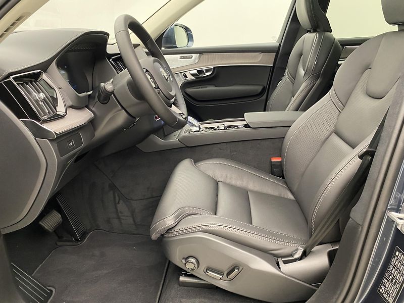 Volvo XC90 (2026) B5 AWD AUT BRIGHT ULTRA 7míst - fotka 3 z 74